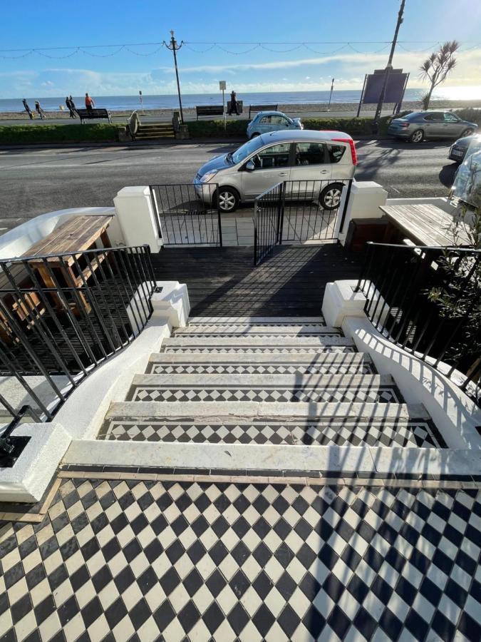Seaview Flat With Balcony, Spacious 2 Bedroom Worthing Exterior foto
